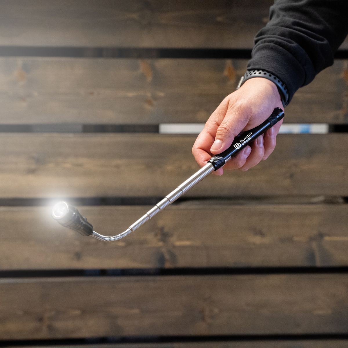 3 LED Telescopic Flashlight 16