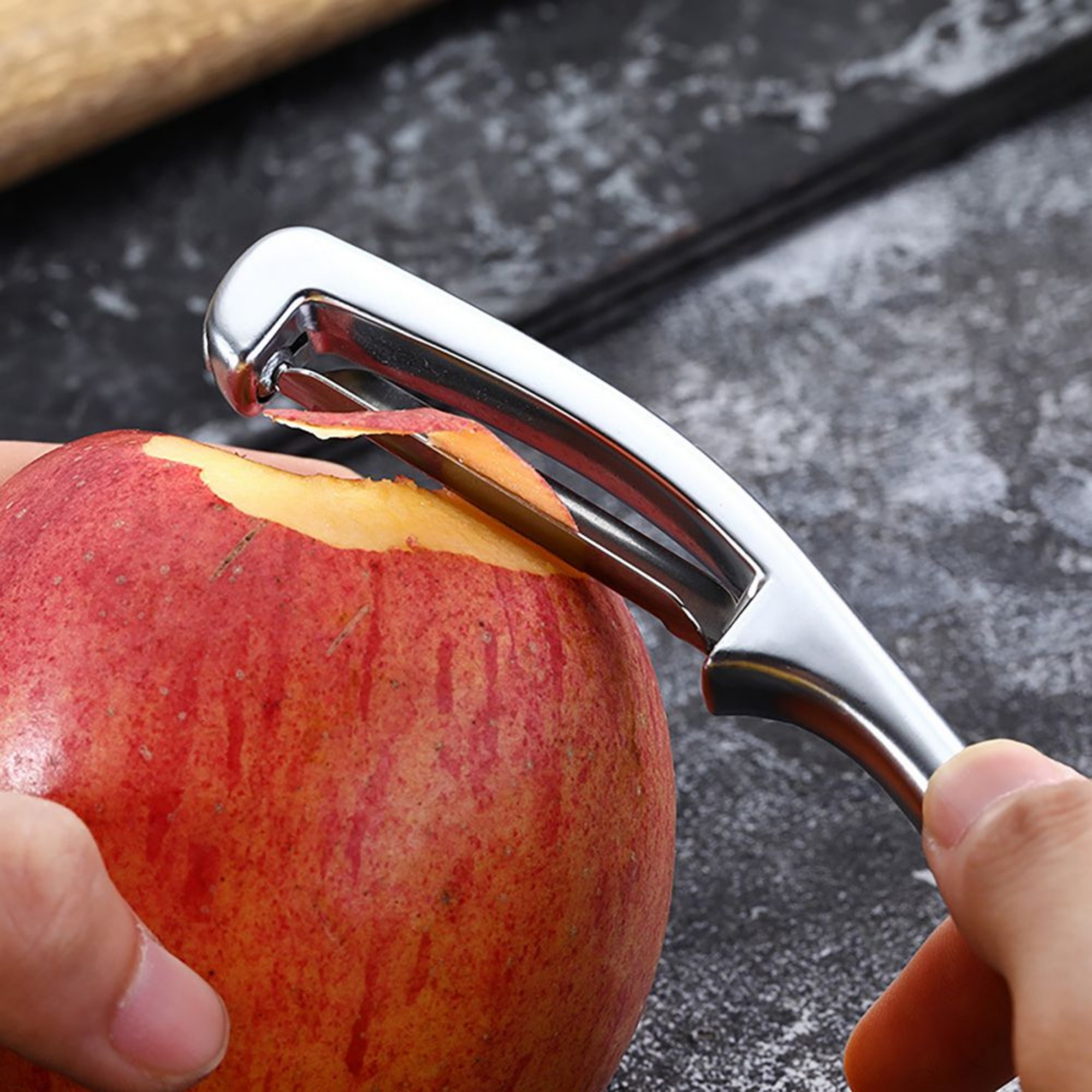 Multifunctional Zinc Alloy Peeler 7