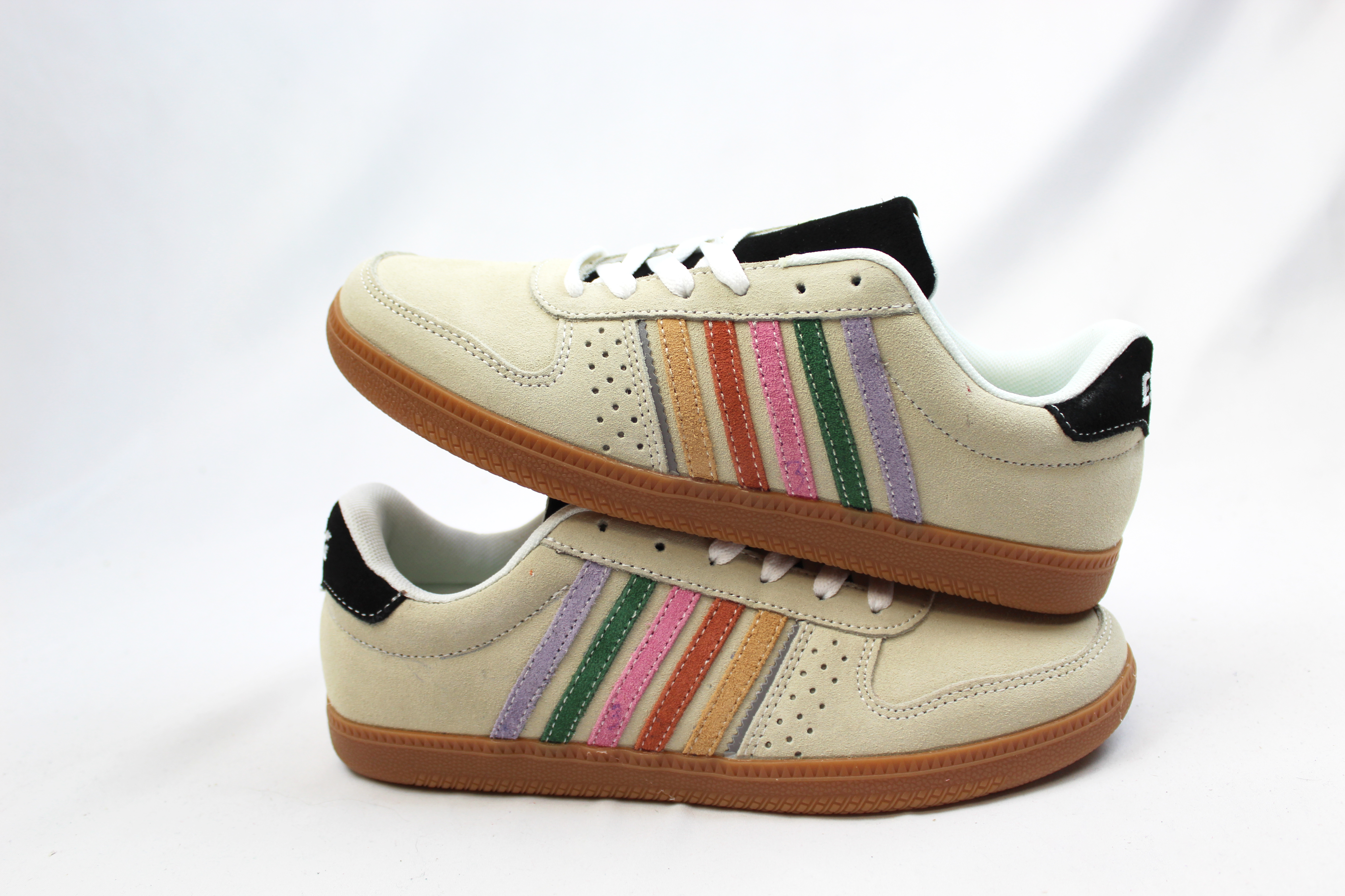 The Chief Shoe 16