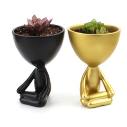 Lilliputian Meditation Container