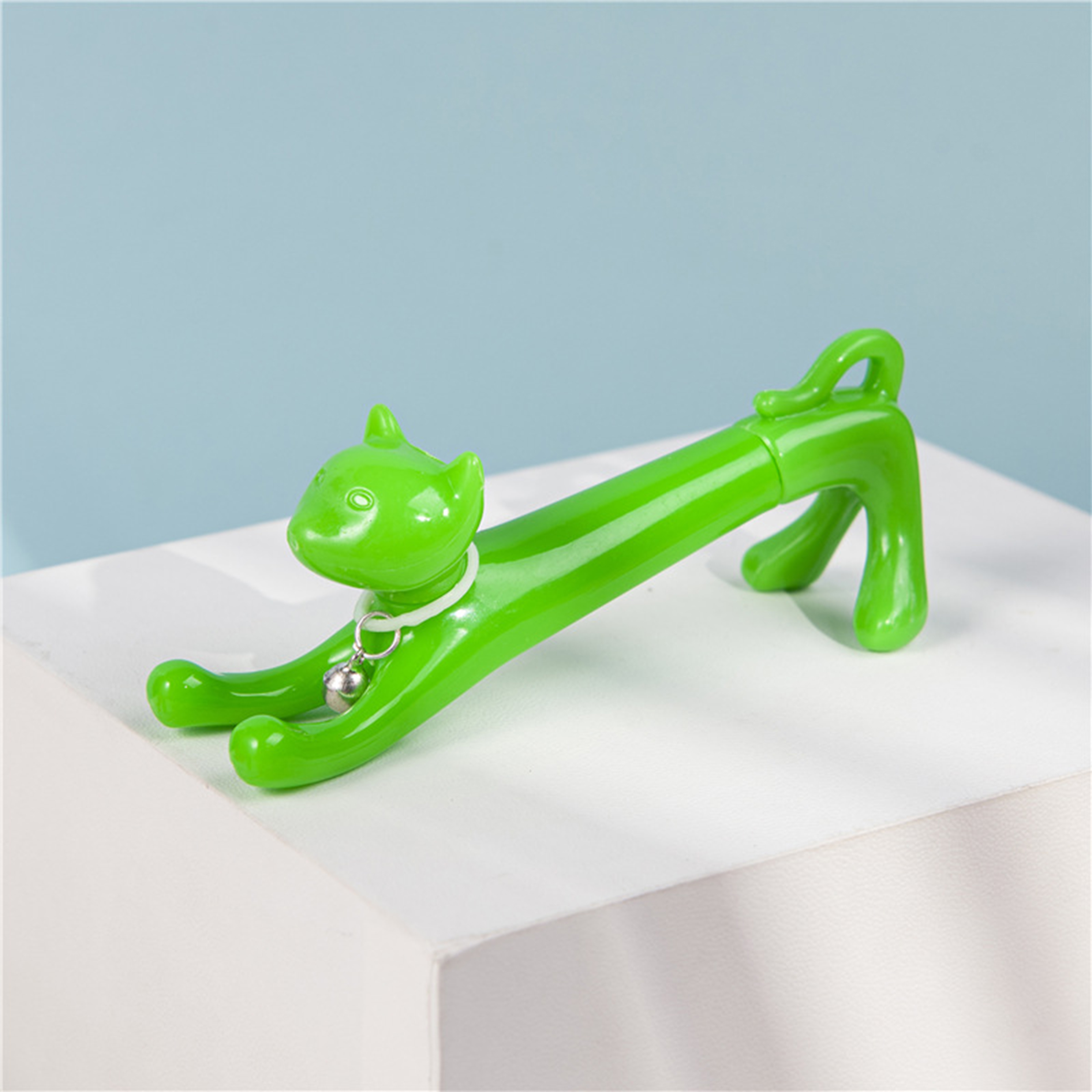 Cat-Shaped Ballpoint Pen - Fun & Functional Writing Tool 4