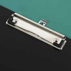 Plastic clipboard with clip