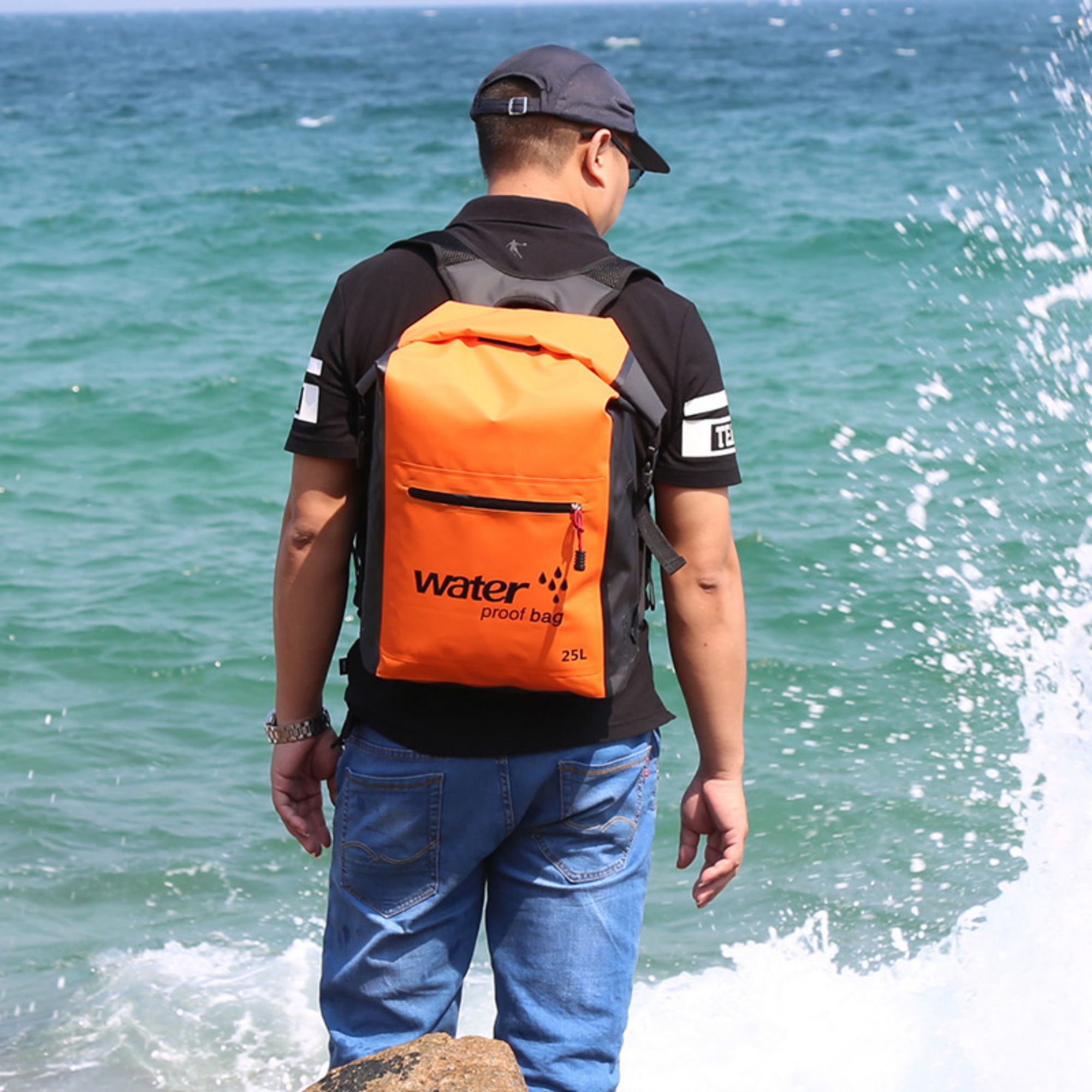 25L PVC Tarpaulin Outdoor Waterproof Backpack 6