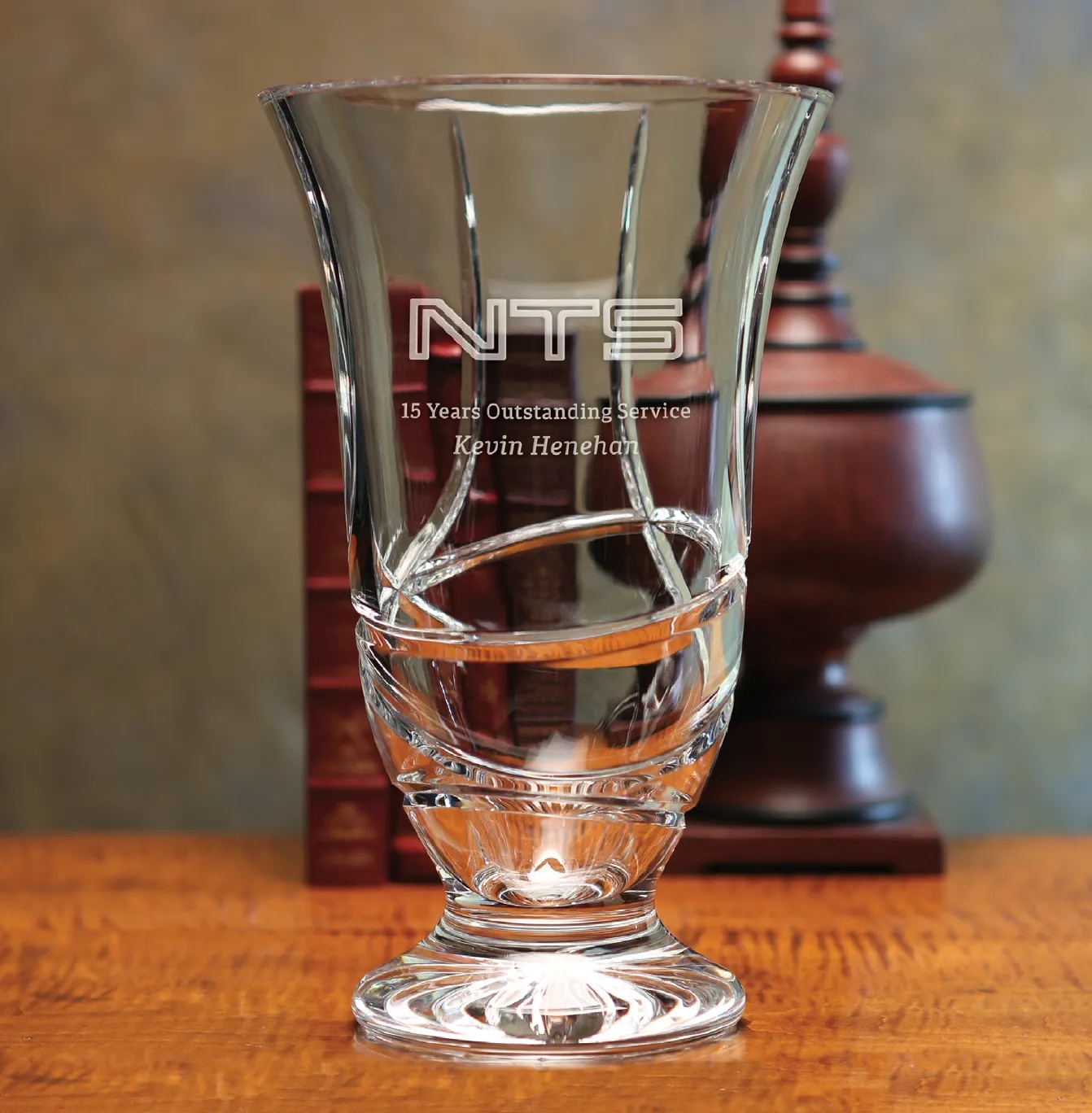 Marley Trophy Vase