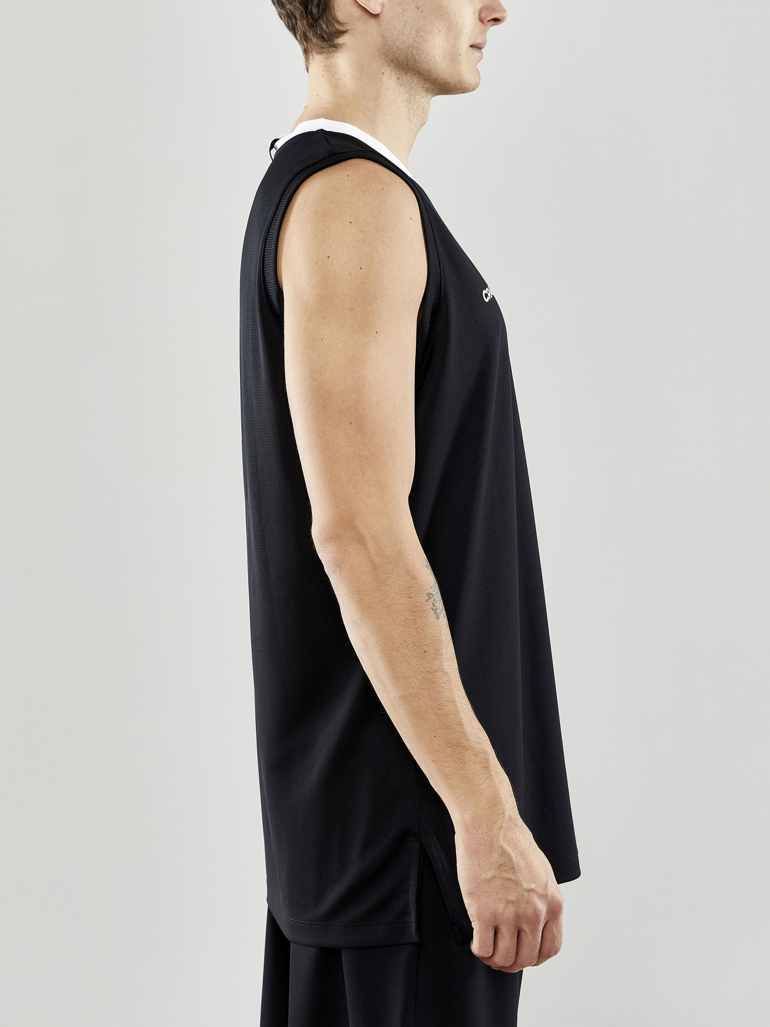 PROGRESS BASKET SINGLET M 130