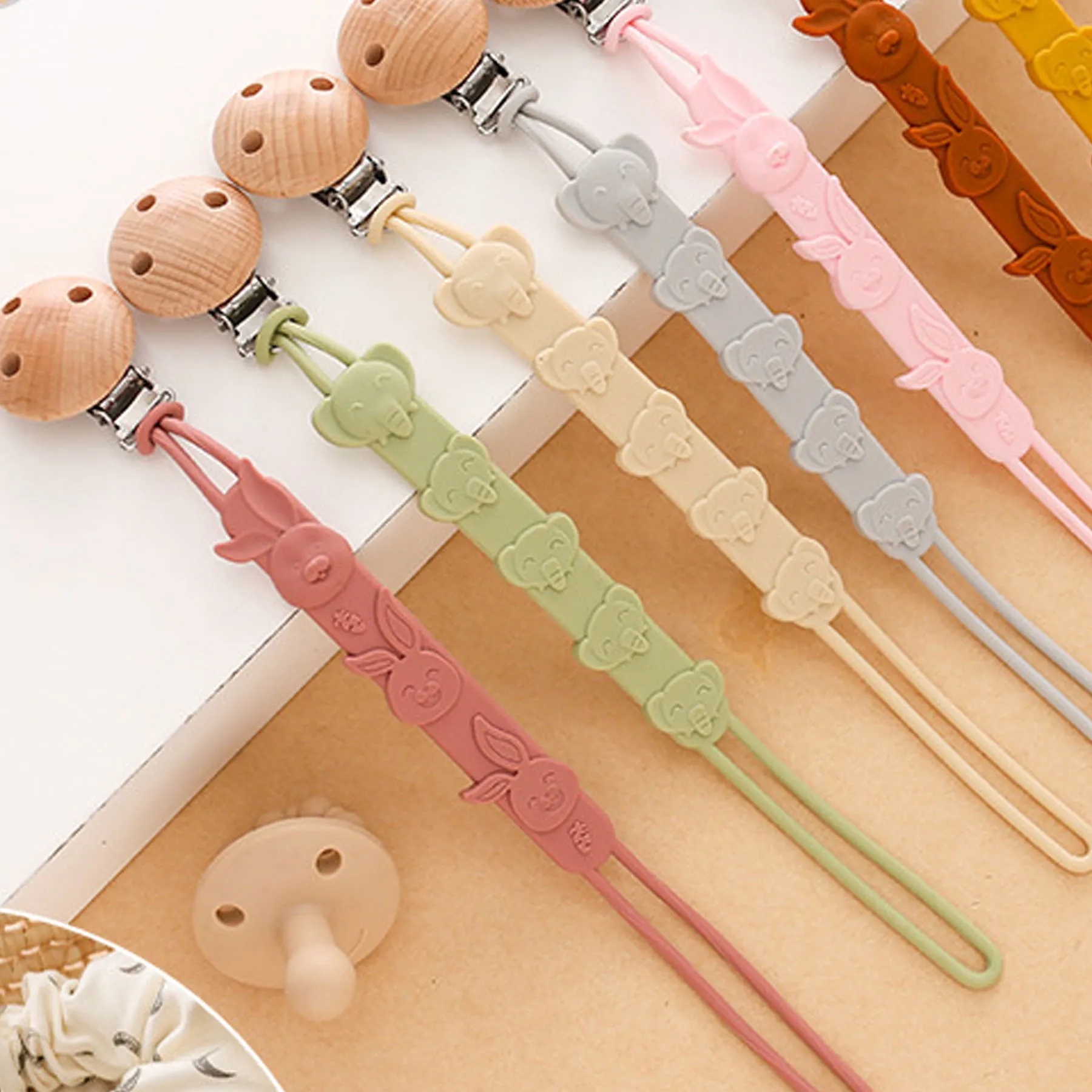 Beech Three Hole Pacifier Chain 8