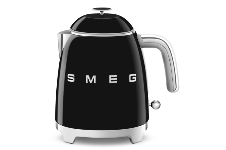 SMEG Mini Electric Kettle - Black Glossy 3