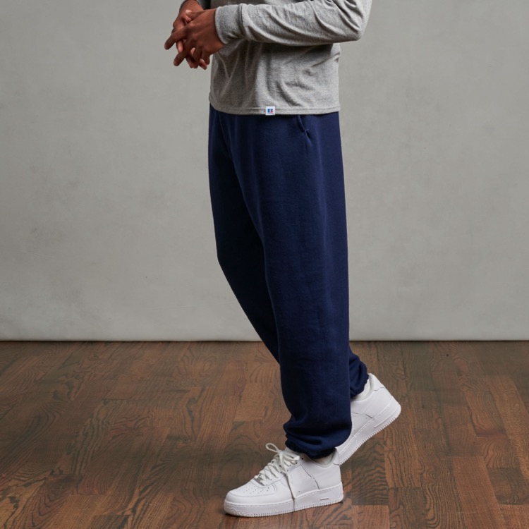 RUSSELL ATHLETIC DRI-POWER® Pocketed Closed-Bottom Sweatpant 22
