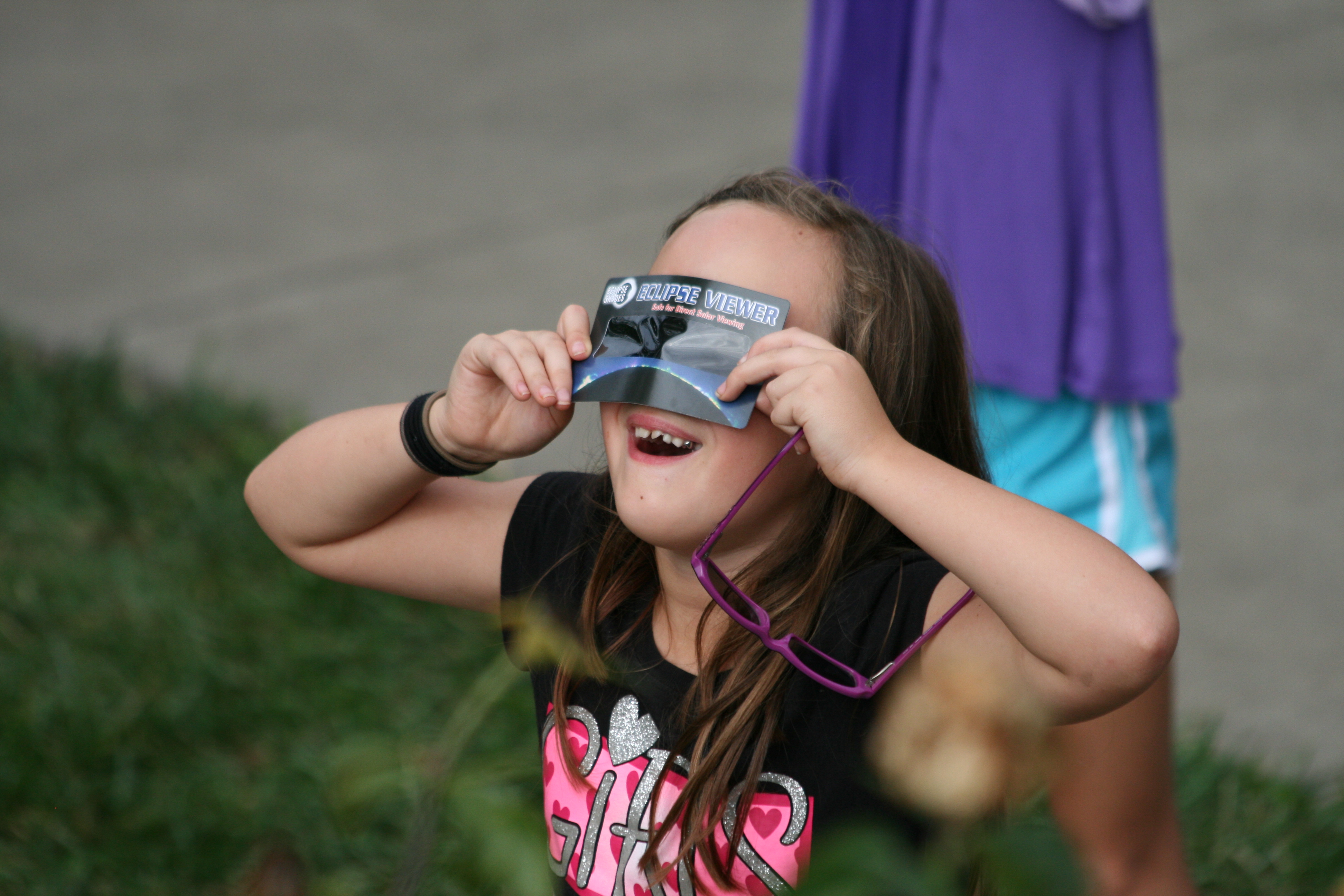 Solar Eclipse Viewer - Stock (Blue Eclipse) 10
