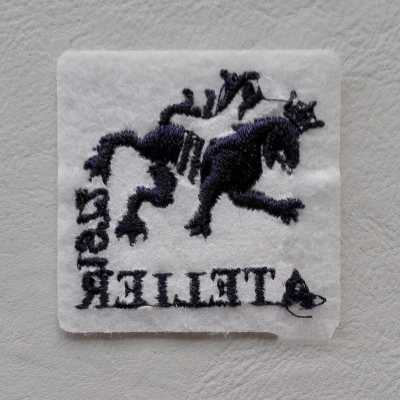 Felt Label / Ralsed