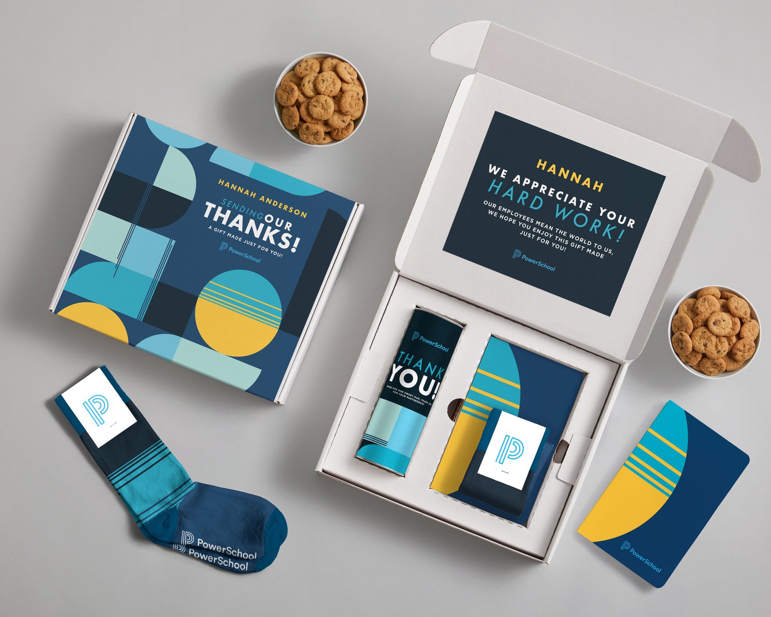 Medium Cozy Gift Box 6