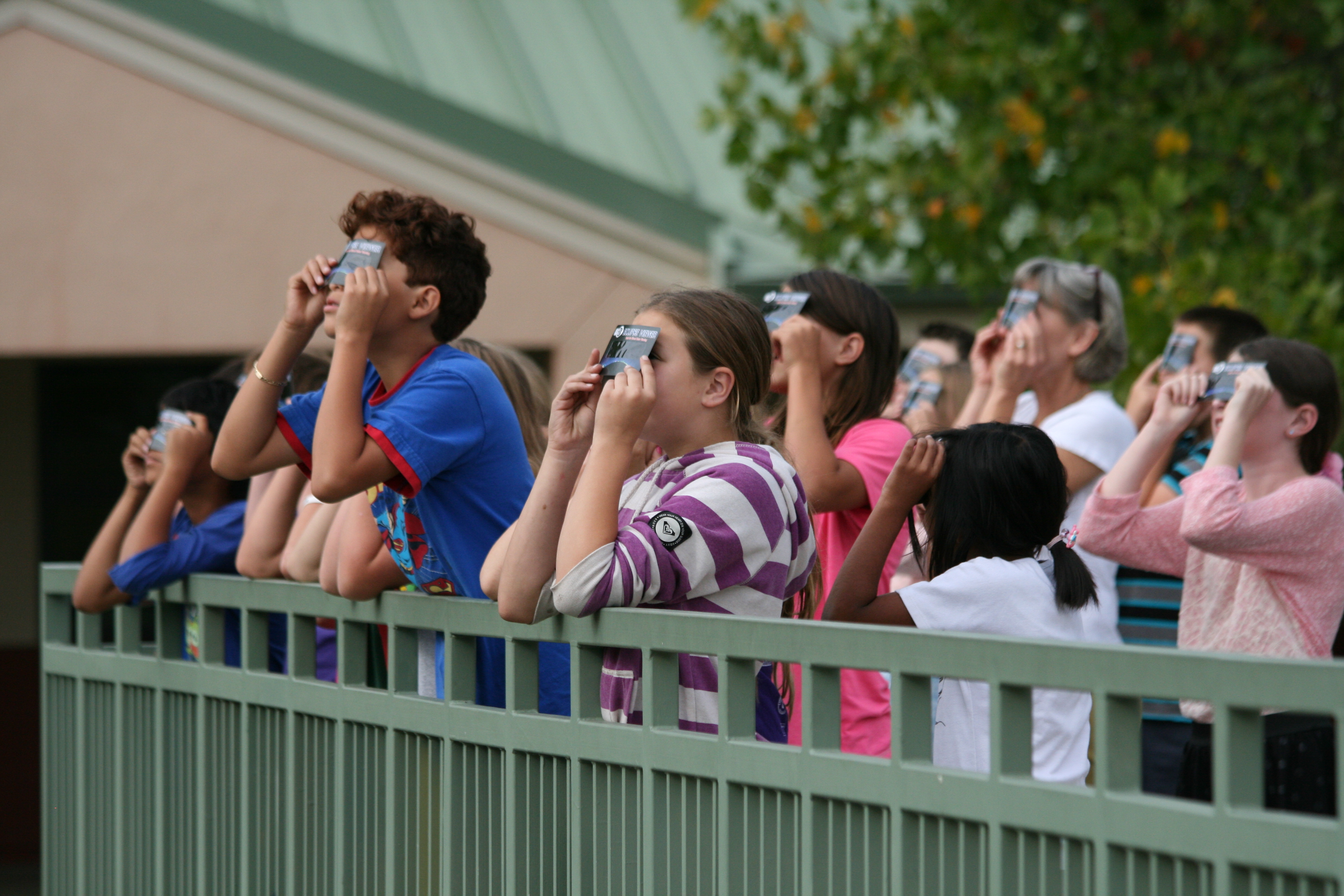 Solar Eclipse Viewer - Stock (Blue Eclipse) 11