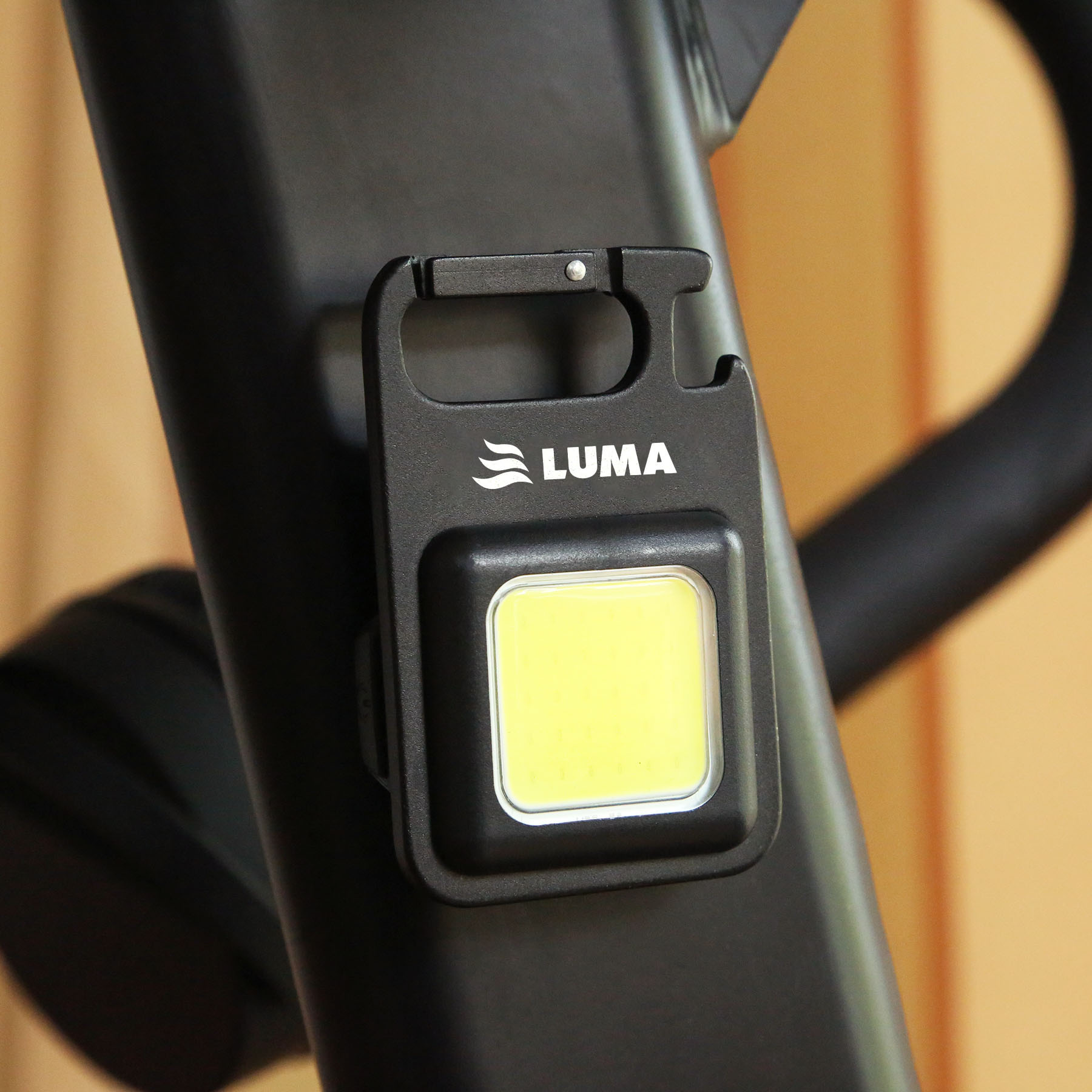 reNew Rechargeable COB Magnetic Light 16