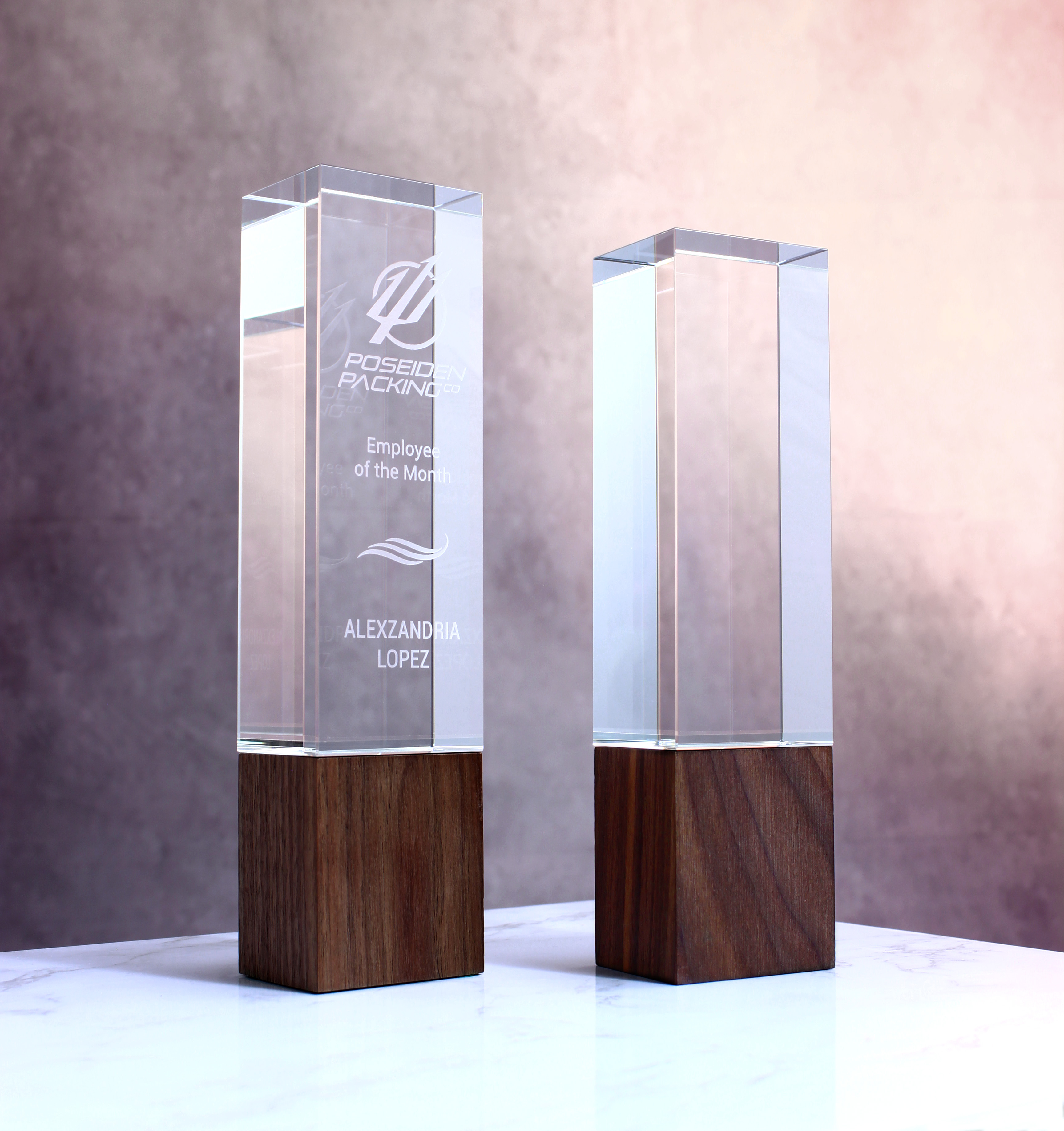 9-3/4" Crystal Sierra On Walnut Base Trophy