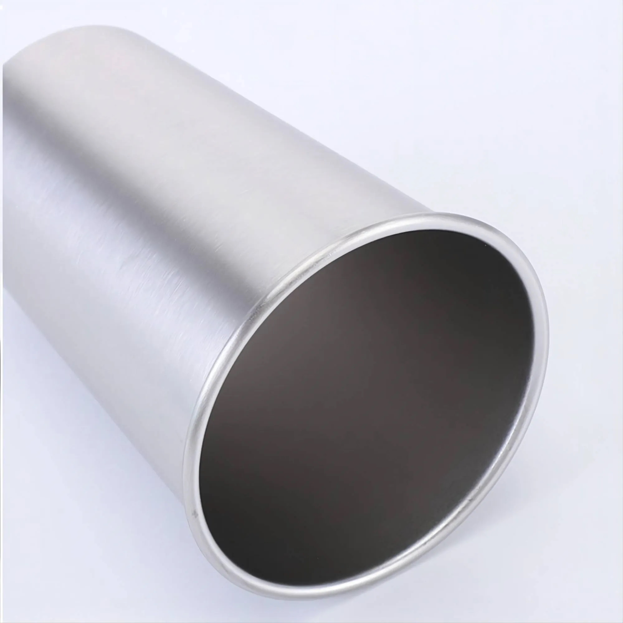 17 1/2 Ounce Stainless Pint Drinking Cup 13