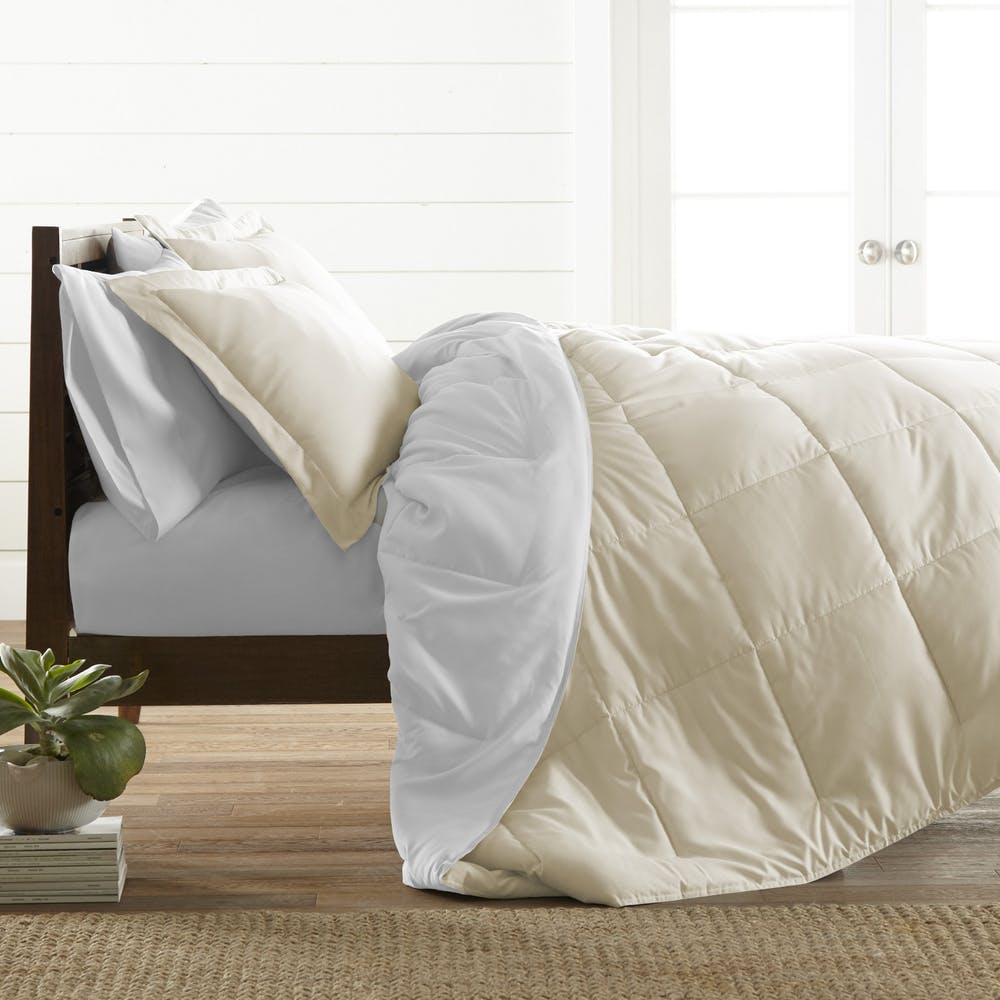 Down Alternative Comforter Sets - White King Reversible 3