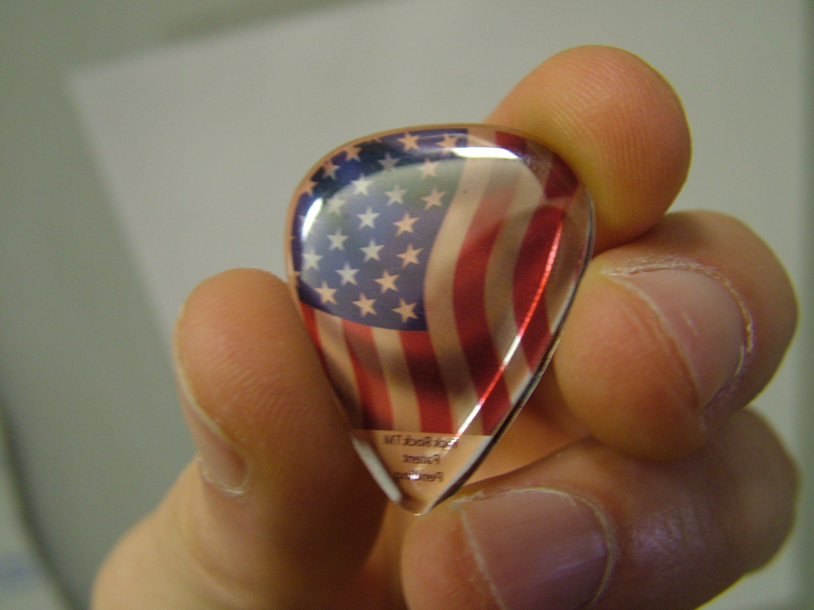 NoChina Guitar Pick / Plectrum, Standard Size with Double Dome Thickness