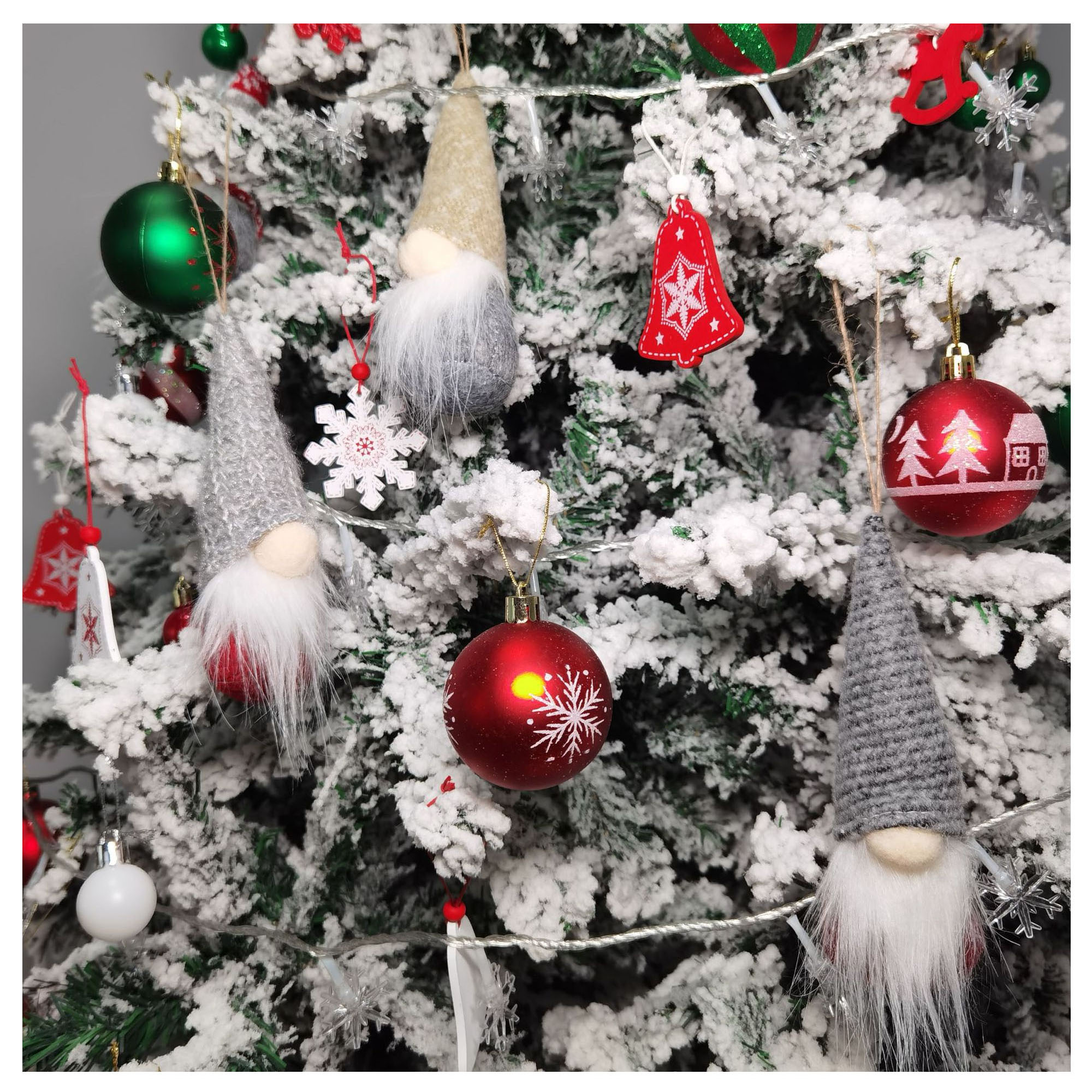 Charming Gnome Decorations for Your Holiday Tree 7