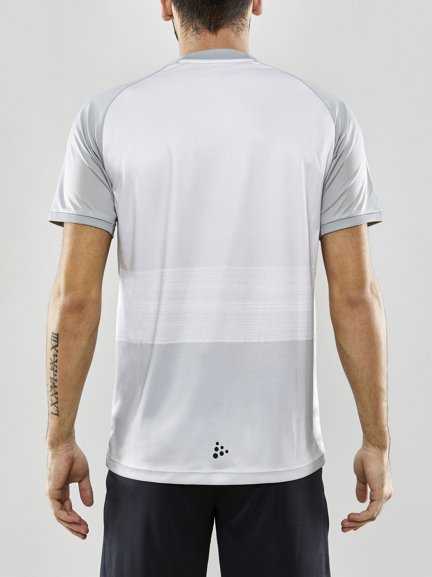 EVOLVE REFEREE JERSEY M 40