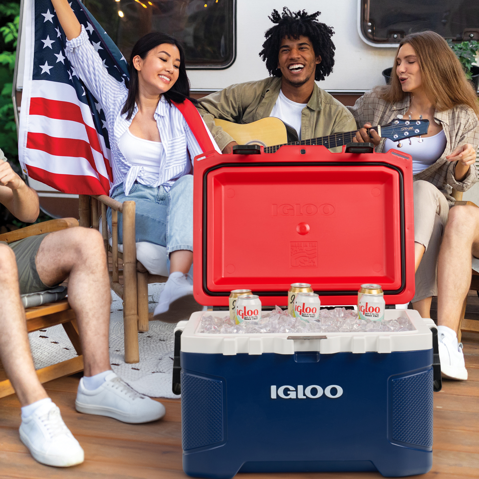 Igloo Trailmate® Americana 52 Qt Roller Cooler 5