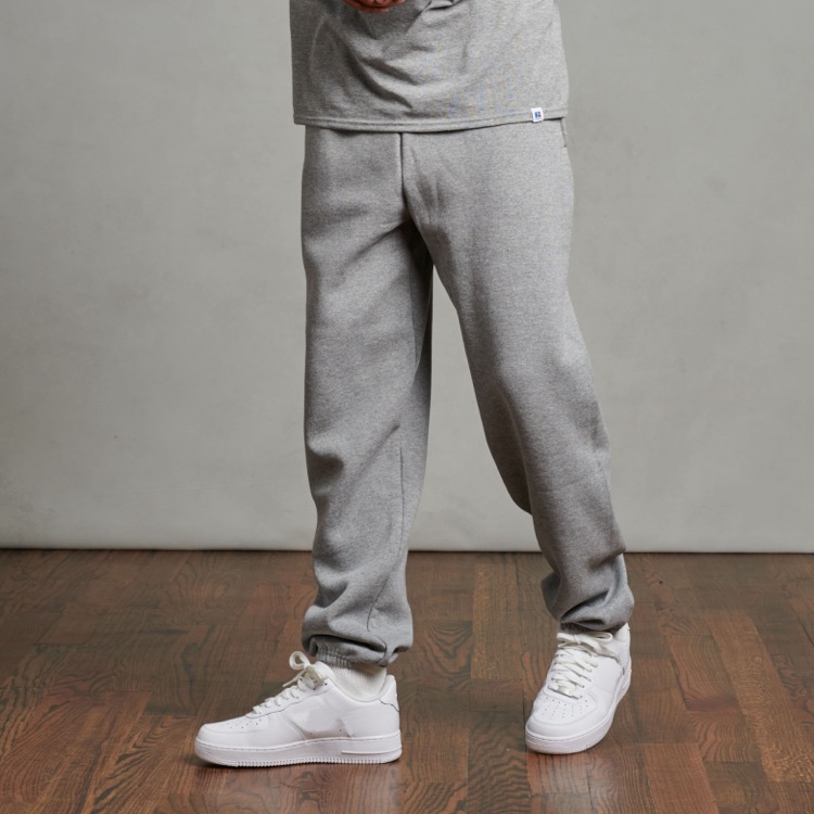 RUSSELL ATHLETIC DRI-POWER® Pocketed Closed-Bottom Sweatpant 21