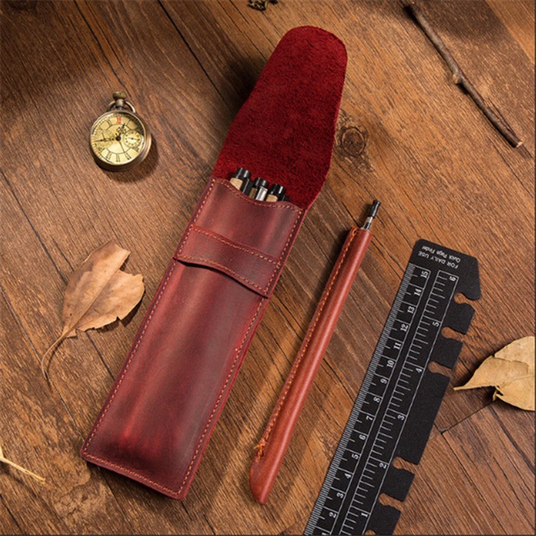 Retro style leather pen bag