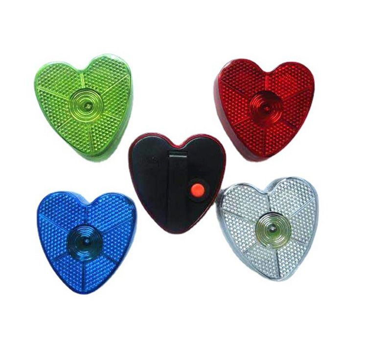 Led Blinking Red Heart Clip