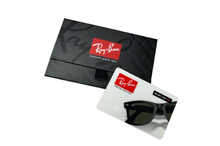 Physical - Ray-Ban Icon Card 4