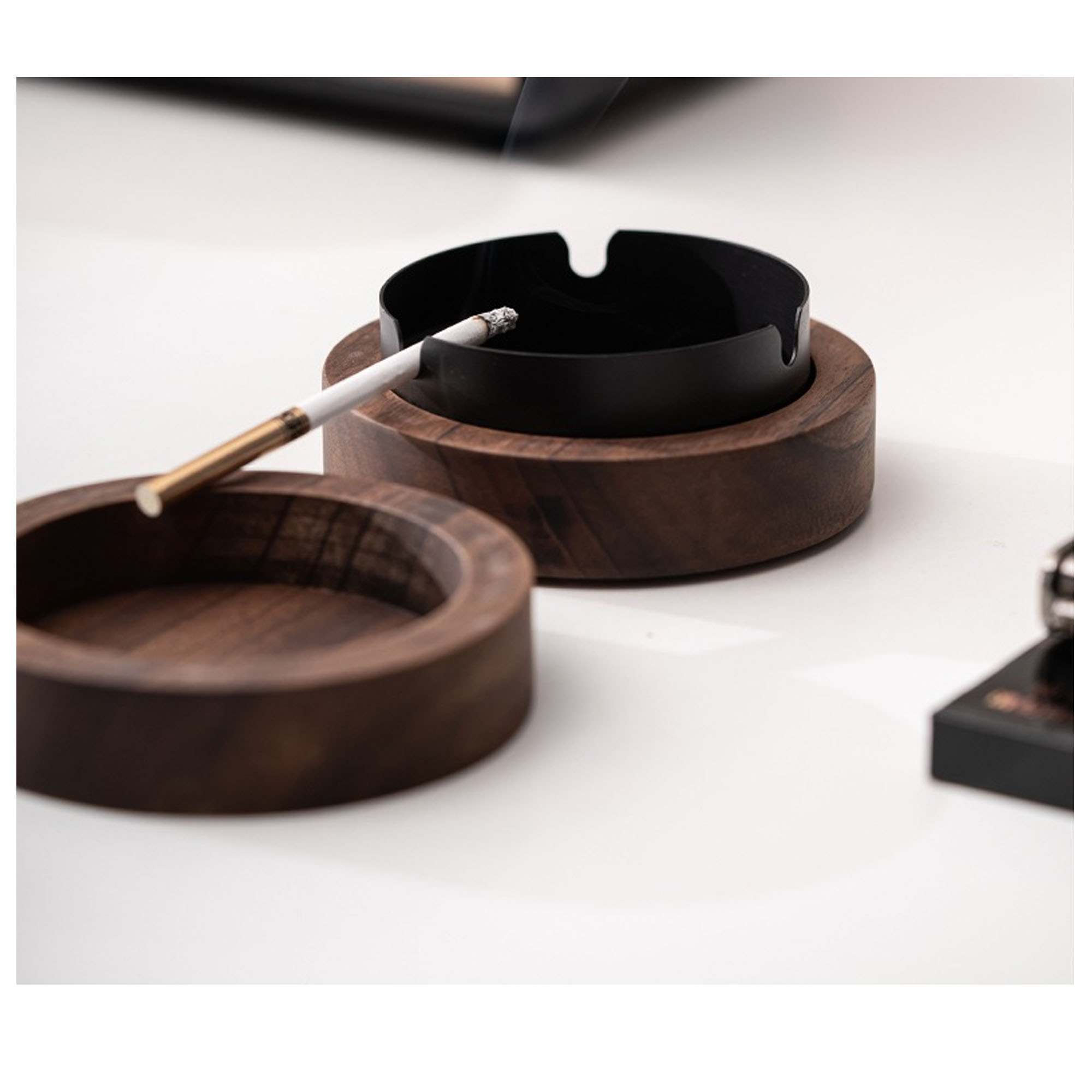 Walnut Creative Home Living Room With Covered Ashtray 8