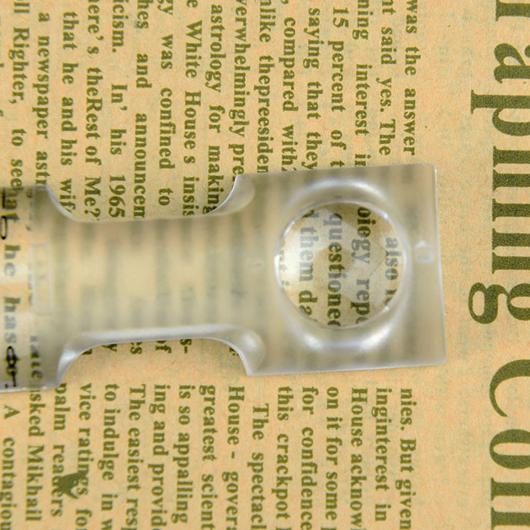 2x Rule style magnifier 10
