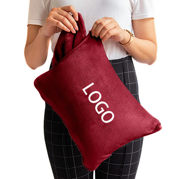 MOQ 20 Pieces of Travel-Ready Fleece Blankets 2