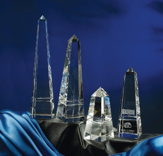 Designer Crystal Grooved Obelisk Award