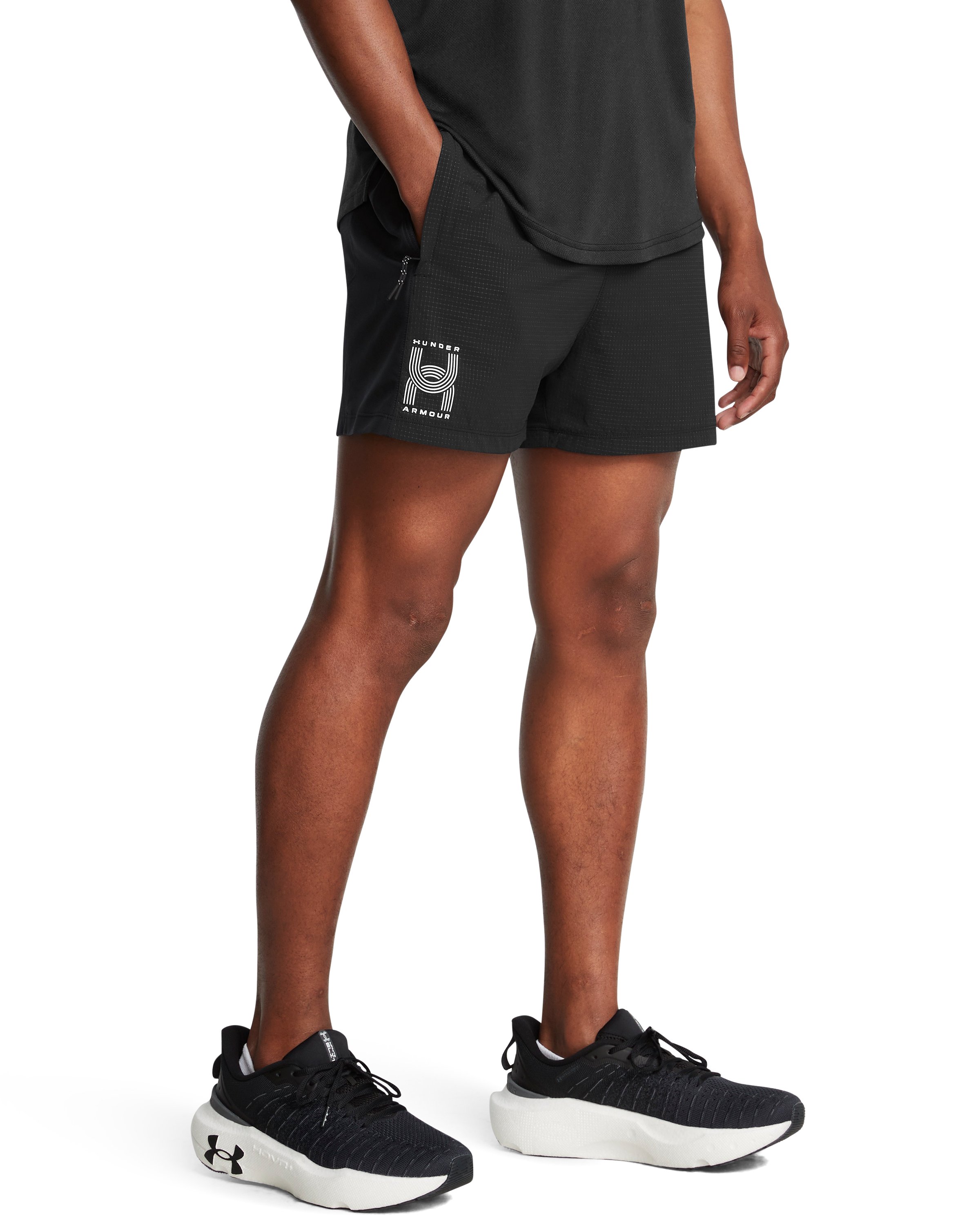 UA Launch Men's 4 Shorts 6
