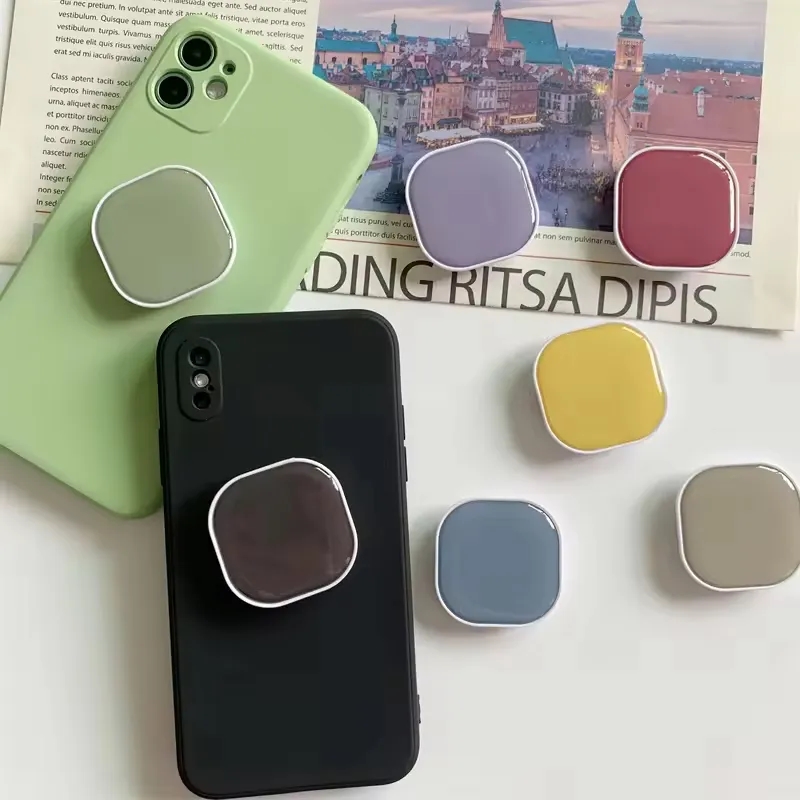 Fold Shrink Grip Phone Socket Holder
