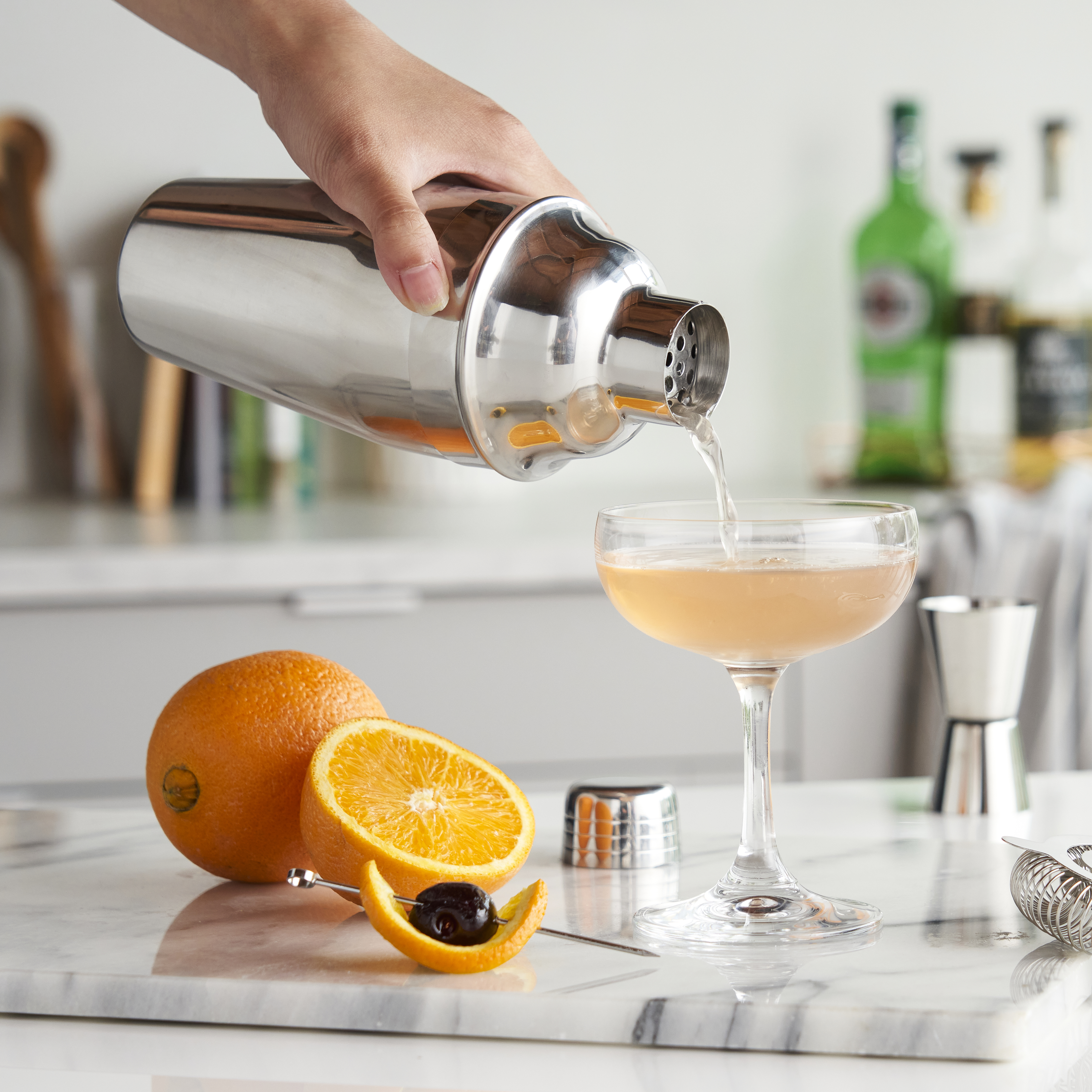 True® Contour™ 18oz Cocktail Shaker 16