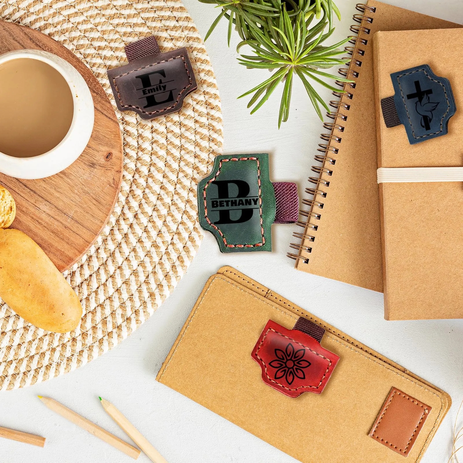 Wholesale Magnetic Leather Bookmark Pen Holder 16