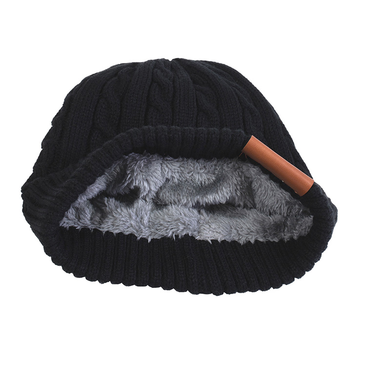 "THE COZY" Cable Knit Beanie With Fluffy Soft Lining 14