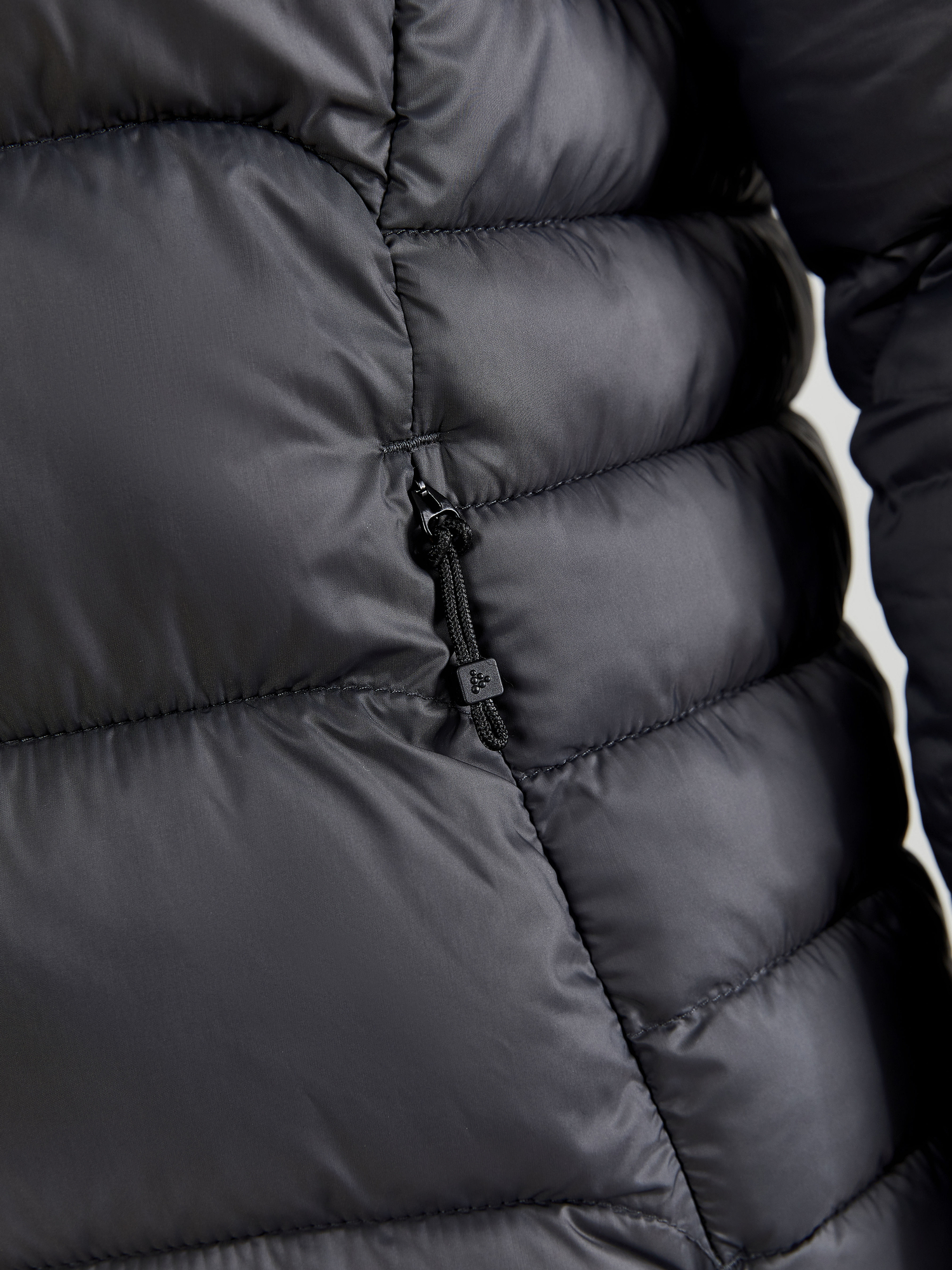 CORE EXPLORE ISOLATE JACKET W 104