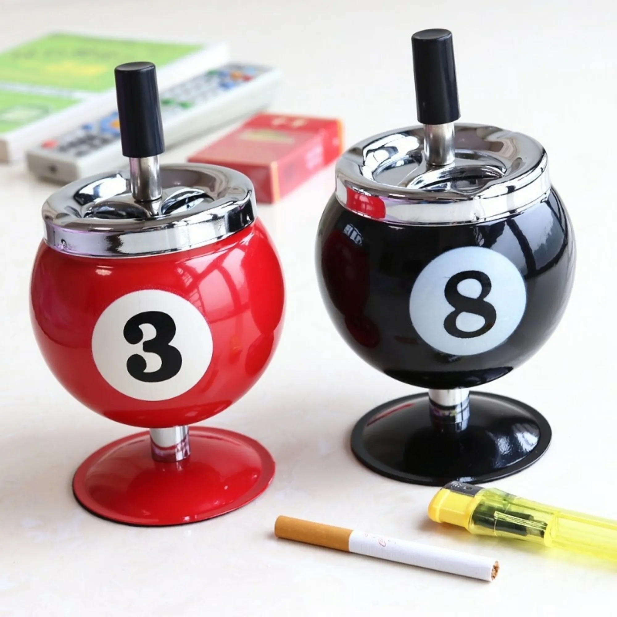 Rotating Windproof Desk Ashtray 8