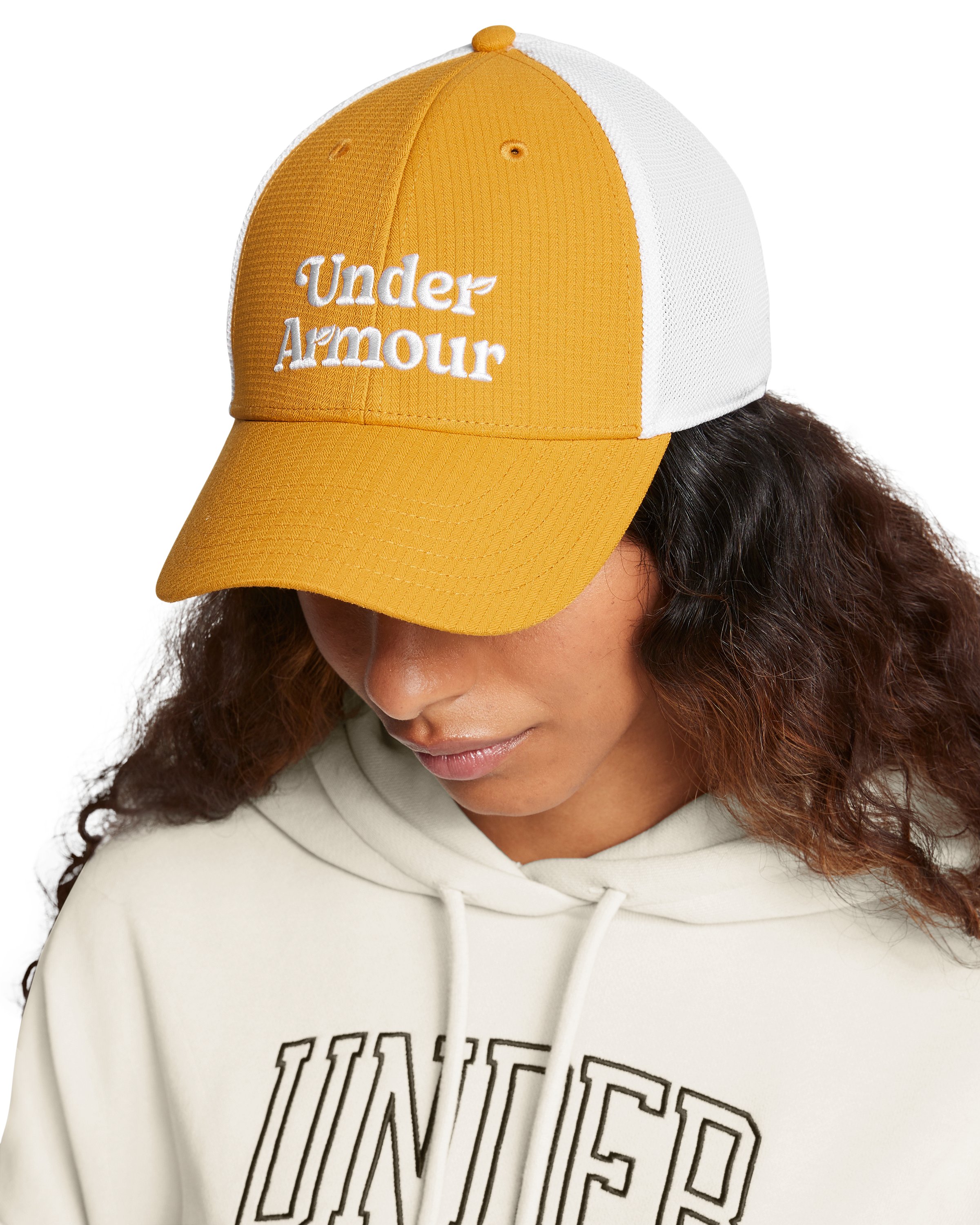 UA ArmourVent Women's Trucker Hat 24