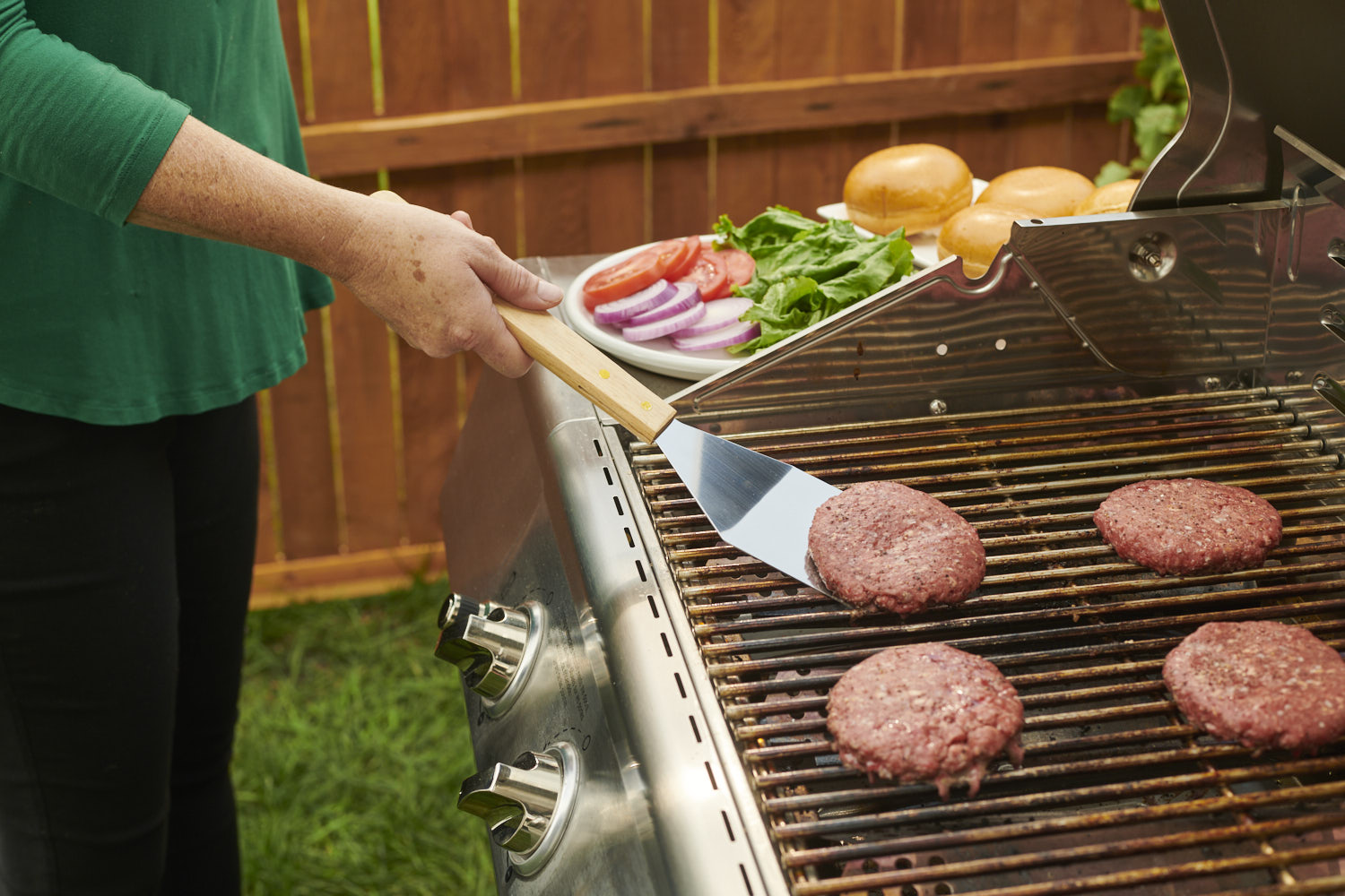 Deluxe Collection BBQ Set 16