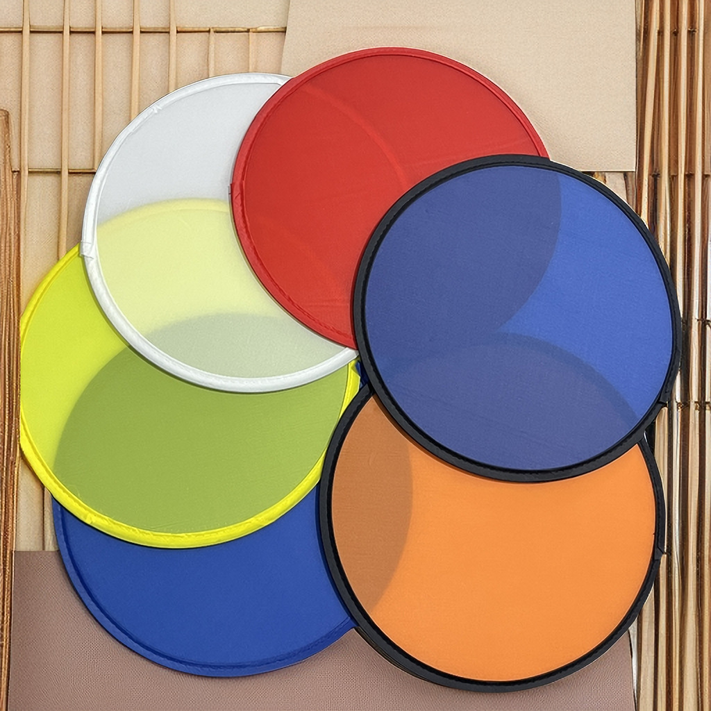 Folding Flyer Disc With Pouch
