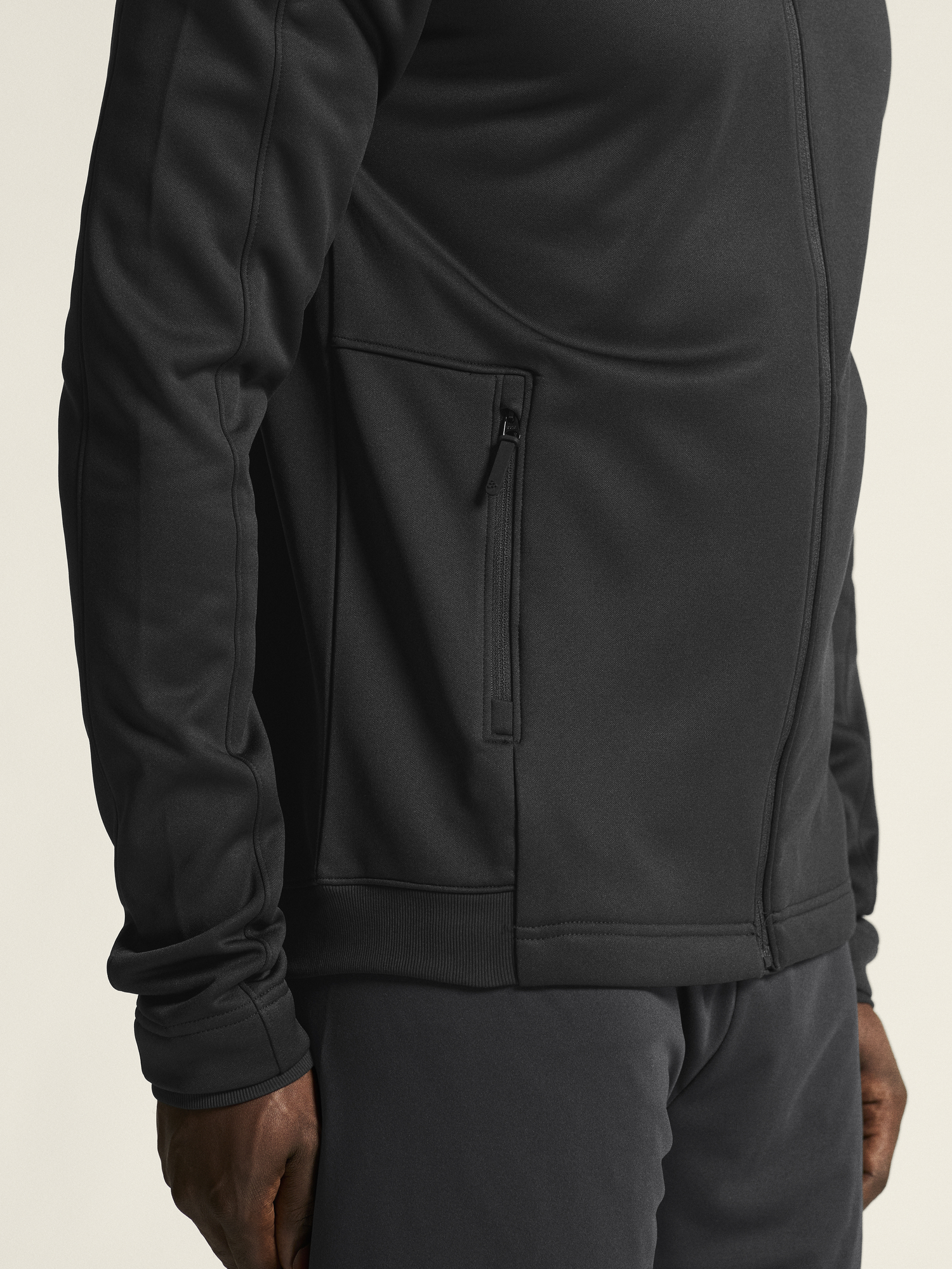 EVOLVE 2.0 BRUSHED HOOD JKT M 100