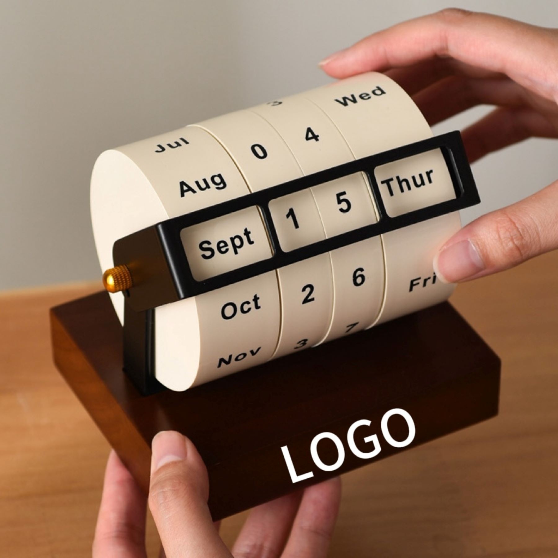 Rotating Perpetual Calendar