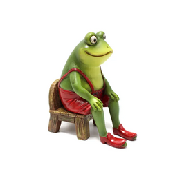 Cute Resin Frog Sculpture