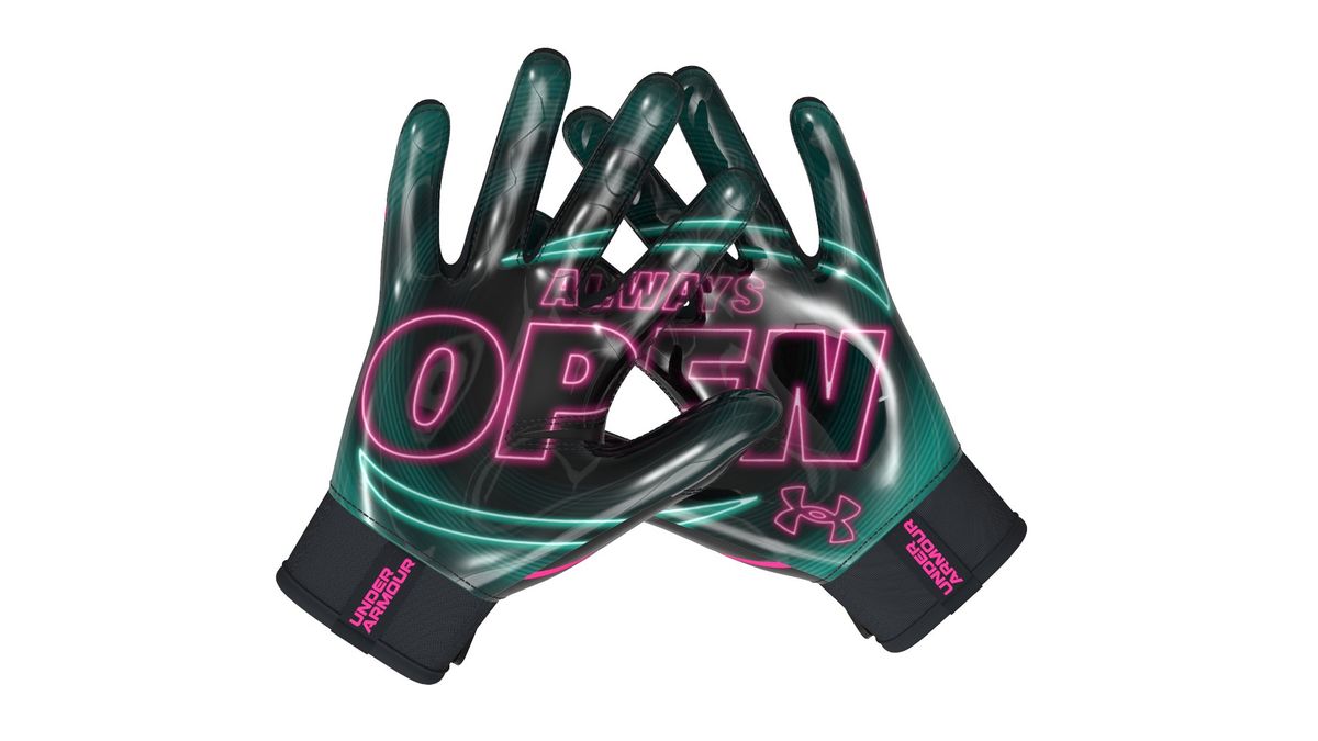 UA Blur LE Pee Wee Football Gloves 9