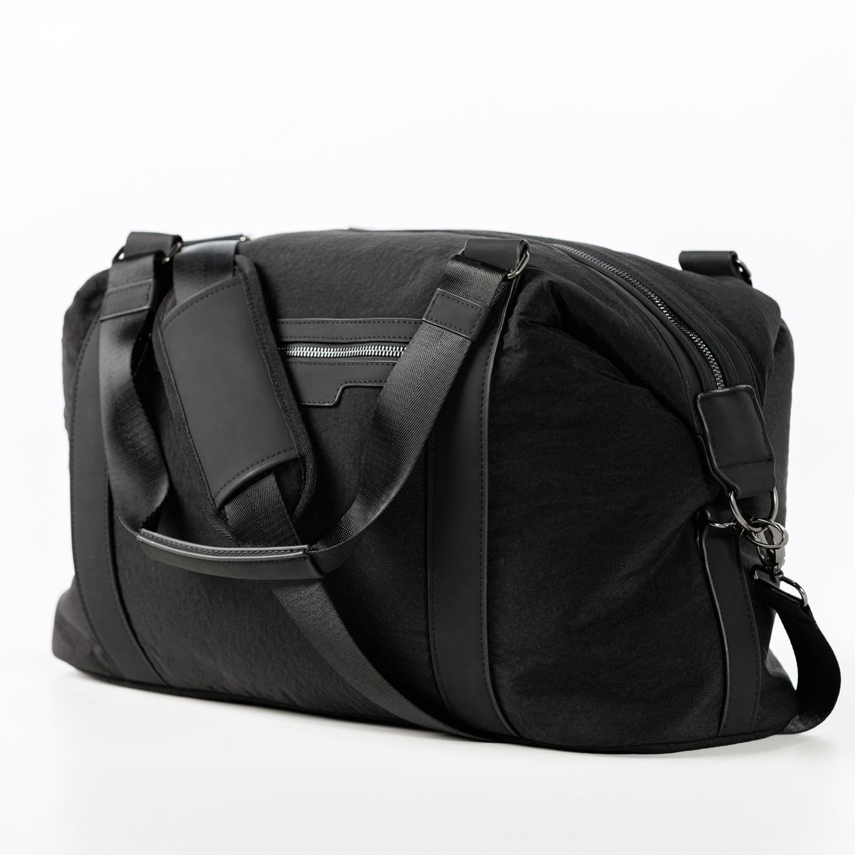 The Essential Luxe Weekender Bag - Thumbnail 2