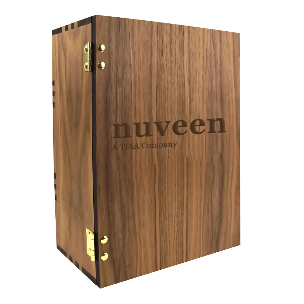 Walnut Hinge Wine Glass Gift Set