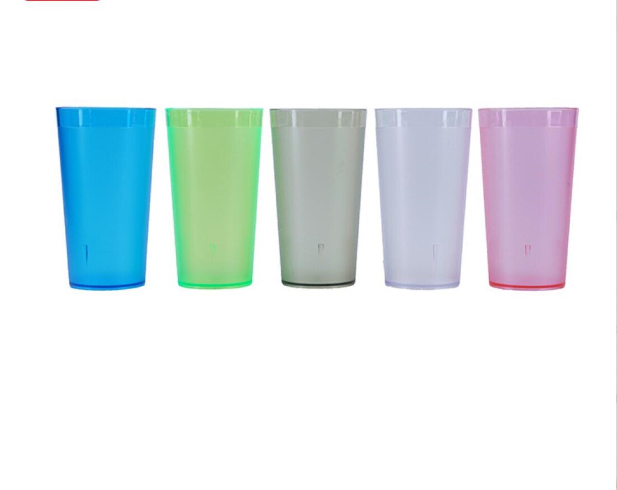 Plastic Restaurant-Style Tumblers